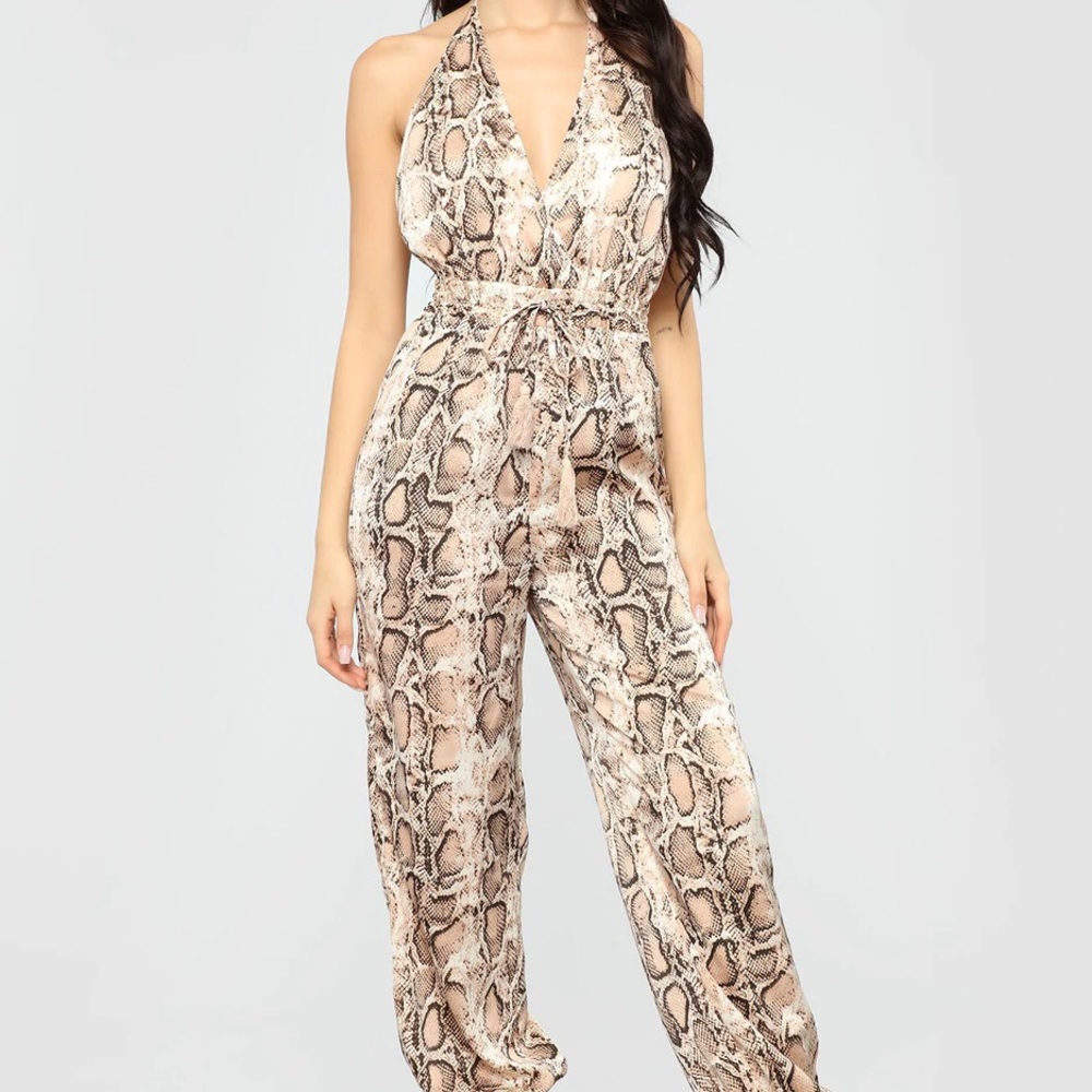 Fashion nova snake jumpsuit brown w beige, size L